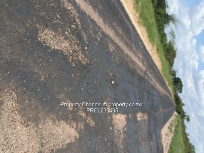 300m² Stand with Tarred Road Access — Chiedza Park, Harare South