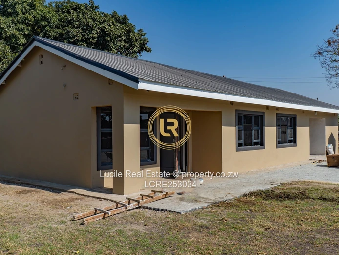 Contemporary Executive Residence in Westgate Goodhope