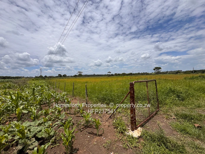 Kintyre Estate Agro Residential Property for Sale (Bulawayo Road) (Sole Mandate)