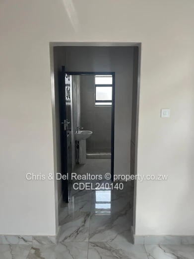 Modern 4 Bedroomed House on Corner Stand