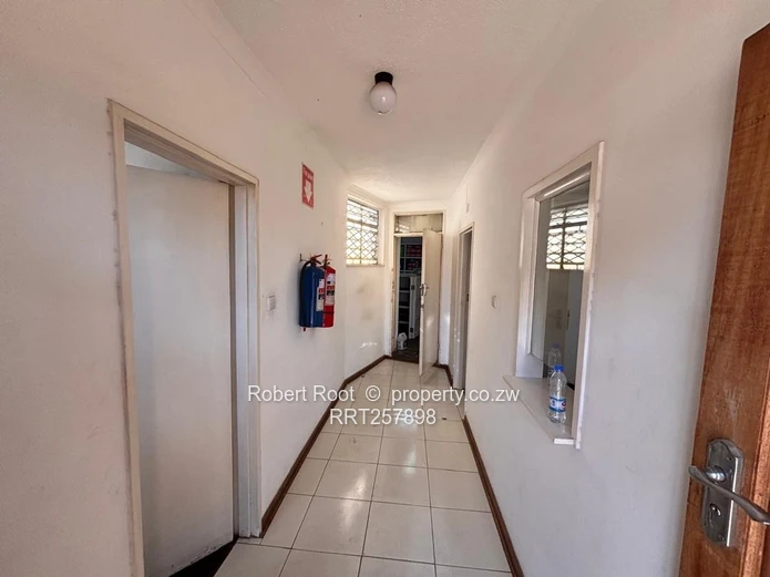 Warehouse and offices to let 