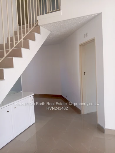 Neat duplex  garden apartment to rent !  (Sole Mandate)