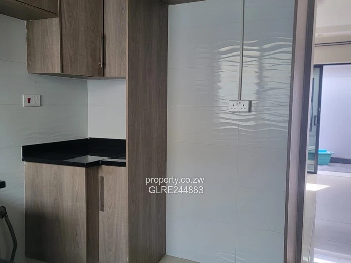 Freshly Renovated 3-Bed with Borehole in Madokero