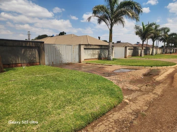 5 Bedroom Townhouse Complex