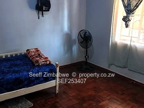 Charming 3-Bedroom Family Home with Private Guest Cottage