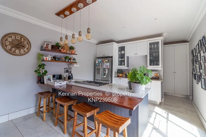 Stunning Home In Great Location.  Offer over $950 000