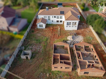 7 Bedroom House
