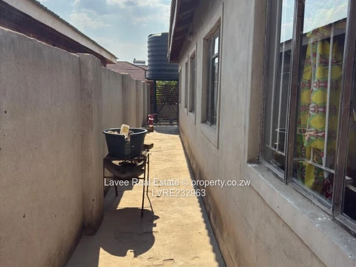 Renovated 4-Bed, 2-Bath Home with Solar in Fidelity, Harare South