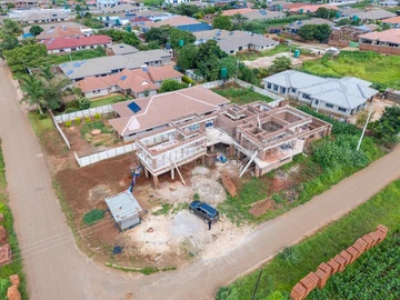 7 Bedroom House