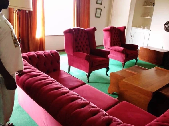 Hotel & Lodge