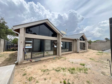 3 Bedroom Garden Flat