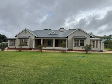 5 Bedroom House
