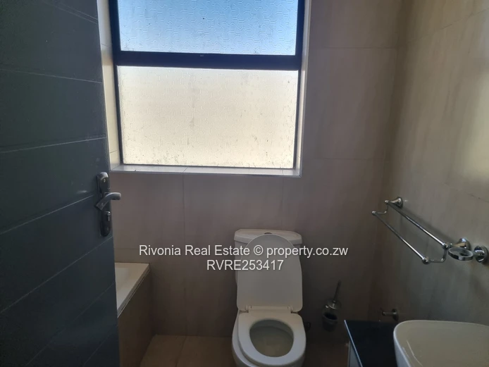 Newly Built 3-Bed Home with Secure Yard in Mabvazuva