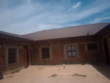 22 Bedroom House