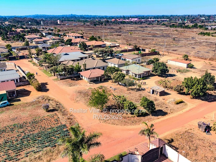 1000m² Stand with Gravel Road Frontage in Belvedere