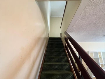 3 Bedroom Flat & Apartment