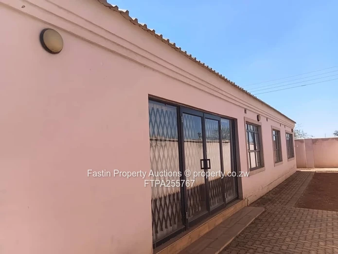 Modern 3-Bed Home In Falcon Park (For Bidding)