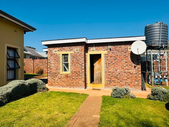 5 Bedroom House