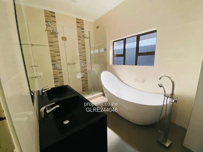 Greencroft 3-Bed Townhouse - Modern Finishes, Borehole & Parking