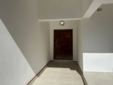 3 Bedroom Garden Flat