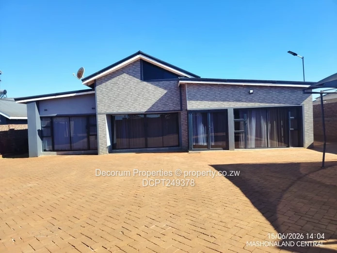 *Mt Pleasant Heights – Modern Family Home for Sale*