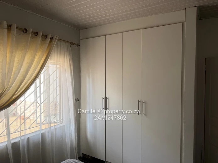 Marlborough 4-Bed Townhouse Complex — Solar, Walled