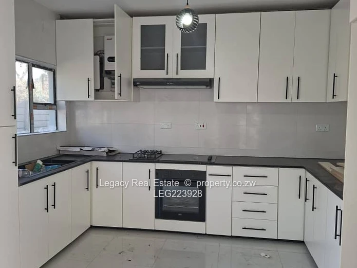 Hatfield Living Redefined | 4-Bed Cluster In Hudson Mews | 50% deposit and balance over 6 months (Sole Mandate)
