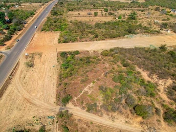 Commercial & Industrial Land