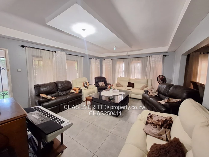 Beautiful house for sale in Mazowe 