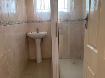 3 Bedroom Cottage