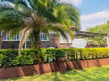 6 Bedroom House