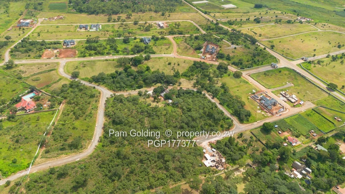 Upmarket Residential Stands in Lifestyle Estate