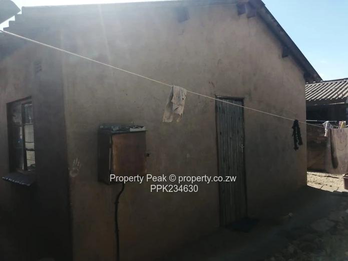 Glenview Area 8 House For Sale