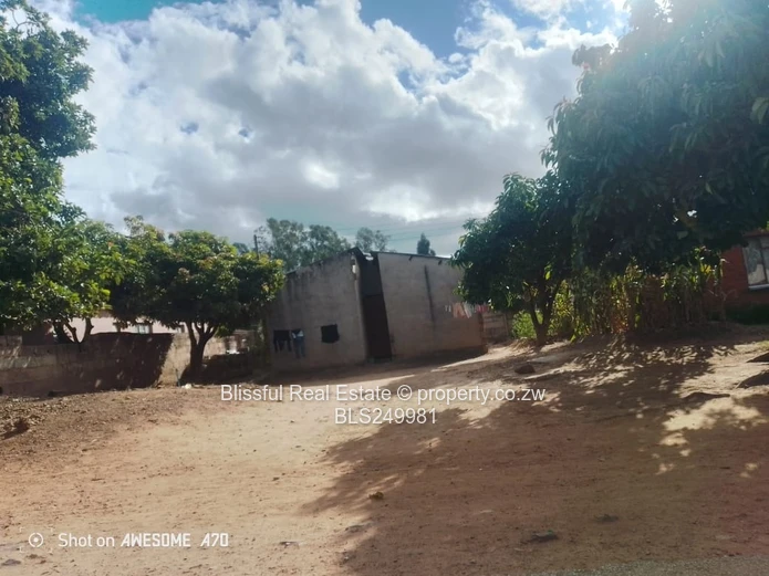 4 roomed core house for sale in mufakose