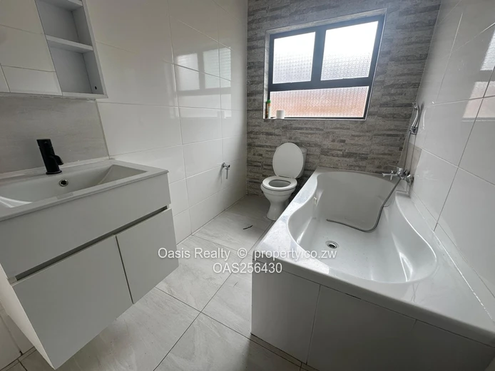 Neat Home To Let  In A Secure Community  (Sole Mandate)