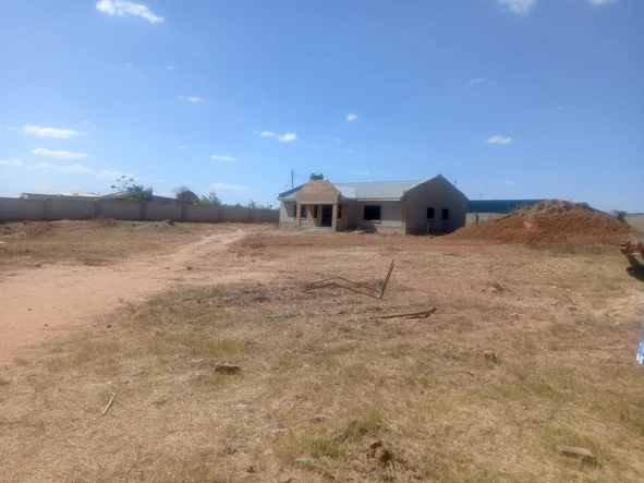 Commercial & Industrial Land