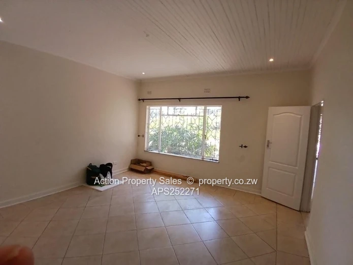 Lovely Family Home With 4 Beds! 