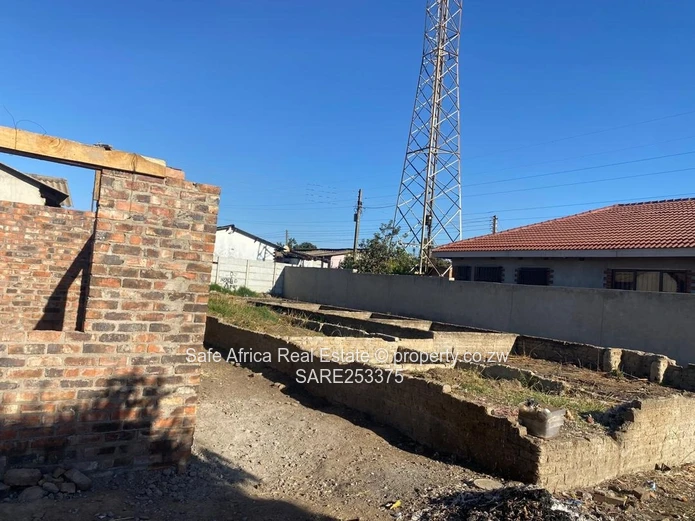 Glen- View Area 8- Makomva Shopping Centre Residential Stand For Sale