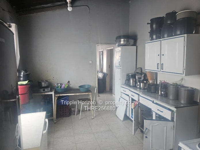 4-Bed Glen View  Brick Home with Garden & Borehole