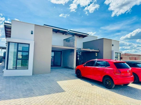 4 Bedroom Garden Flat