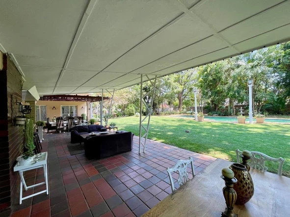 5 Bedroom House