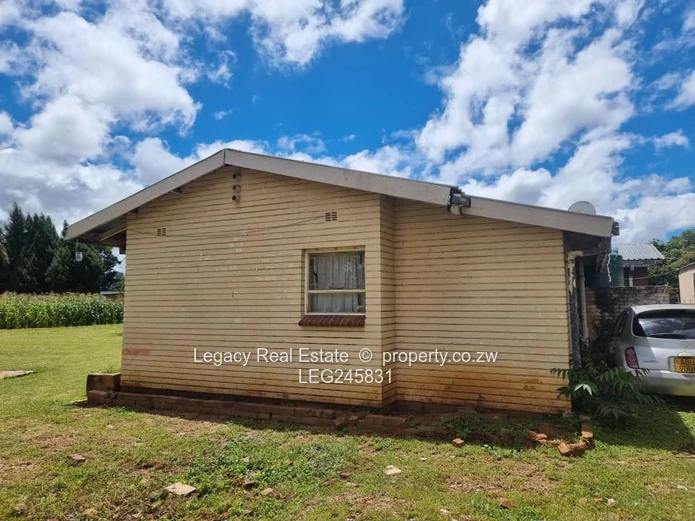 Subdivided Property With Development Potential In Old Marlborough