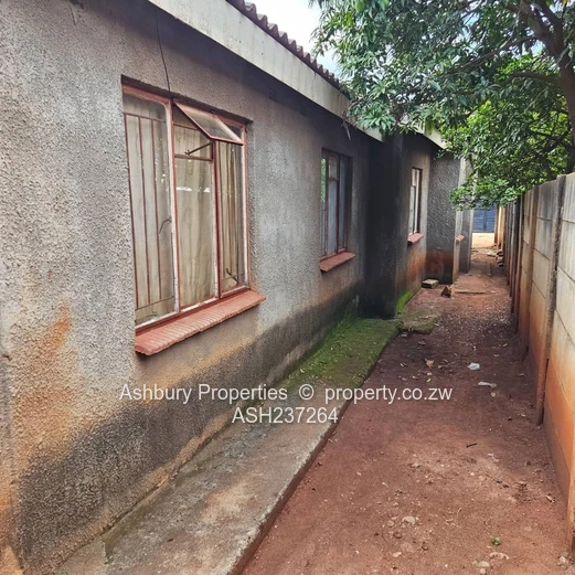 Modern Appealing family house to finish at your own test.