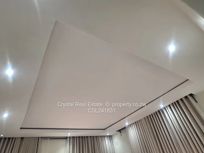 Arlington Ensuite Available 