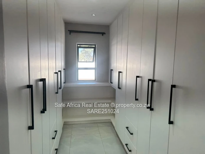 4 BEDROOM HOUSE TO LET | ZIMRE PARK, NEAR MUTARE ROAD - $700pm