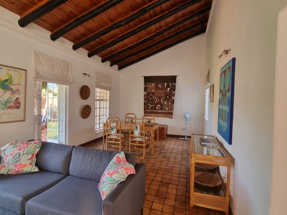 3 Bedroom Flat & Apartment