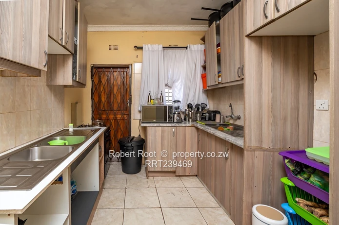 5- Bedroom Investment Property – Glaudina