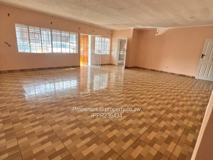 3 Bedroom Townhouse for Sale in Bluff Hill