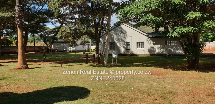 3 Bedroomed House For Sale In Borrowdale Philadelphia