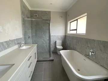 6 Unit Townhouse Complex